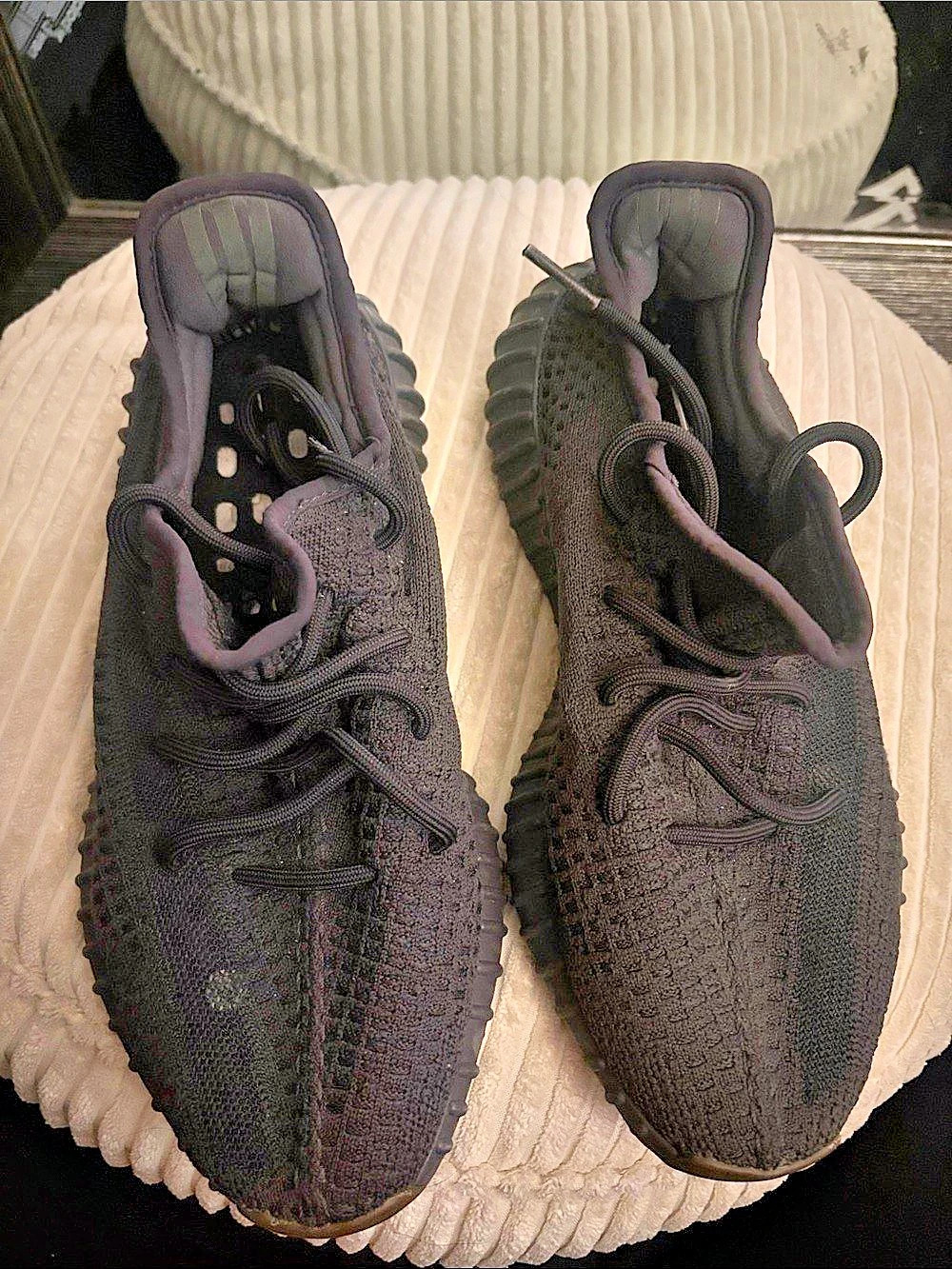 Adidas Yeezy Boost 350 V2 Onyx Black Sneakers